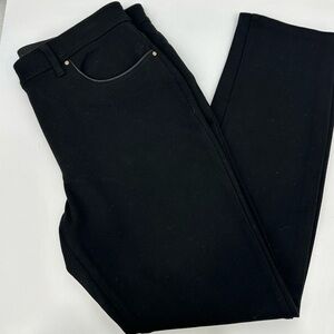 Chicos So Slimming Classic Black Pants Womens 0.5 Short
